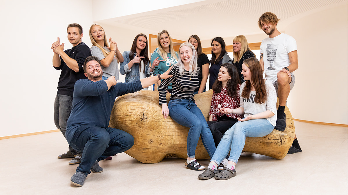 Gruppenfoto aller Erzieher in der LamiKita